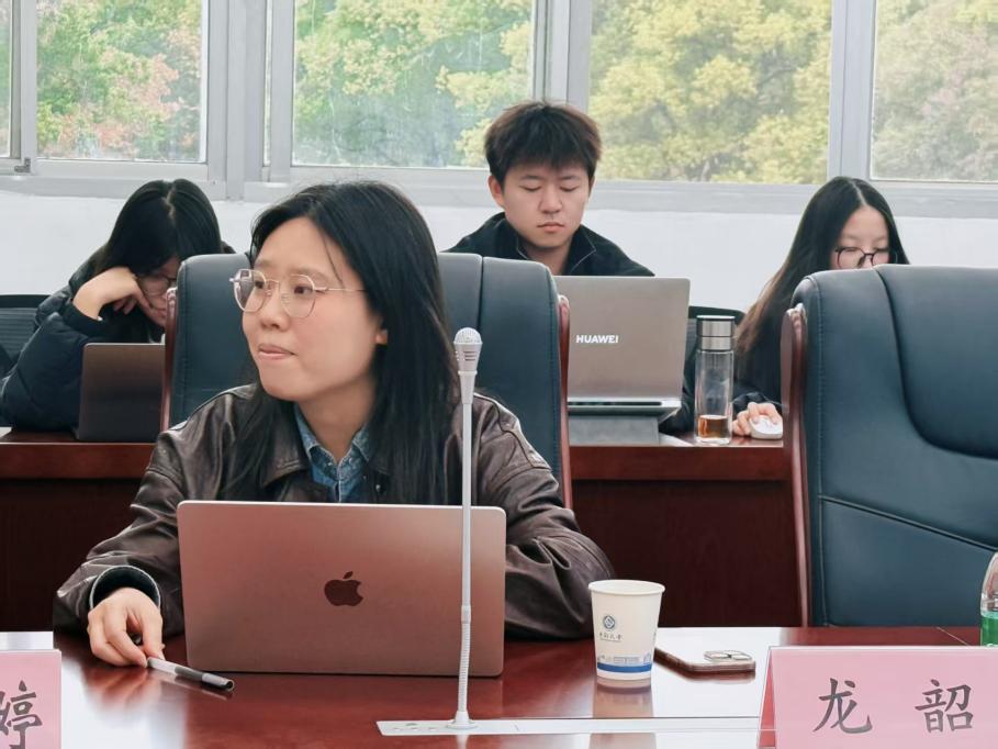 193e782723d436d5e3445f18279f1085